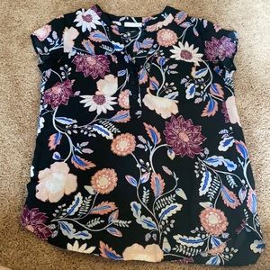 New York and Company Short Sleeve Blouse